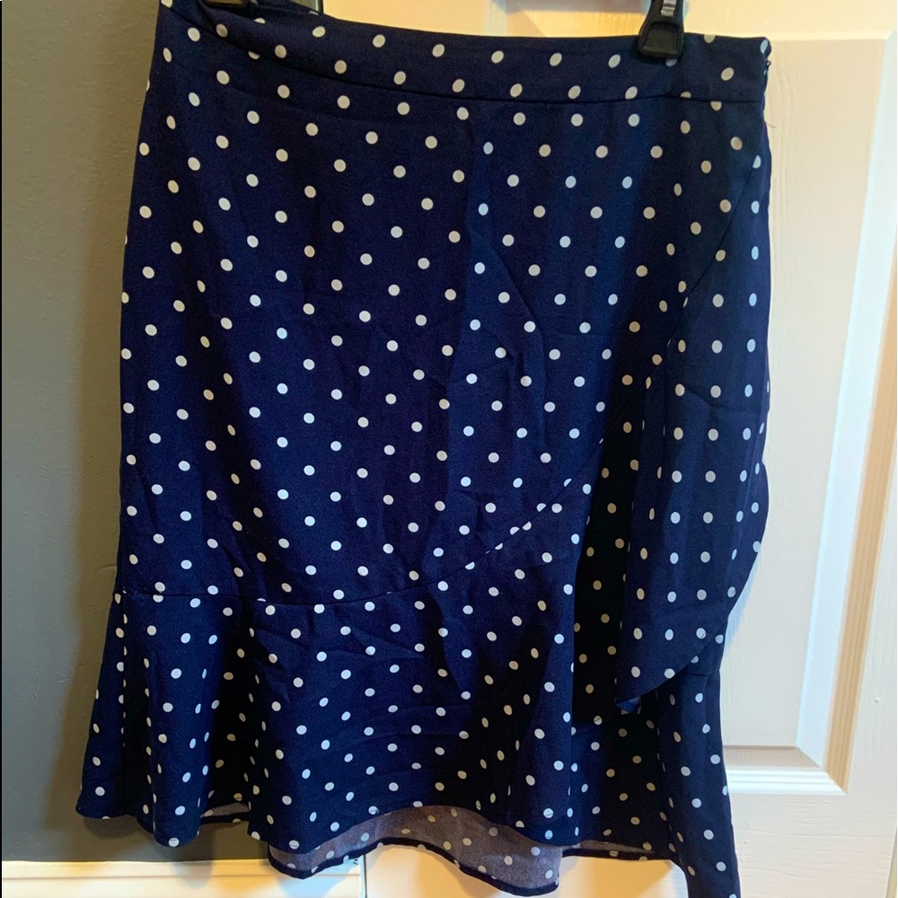 Banana Republic knee length polka dot skirt